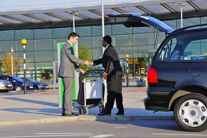 Vehículo Sprinter privado para traslado al aeropuerto de Lima