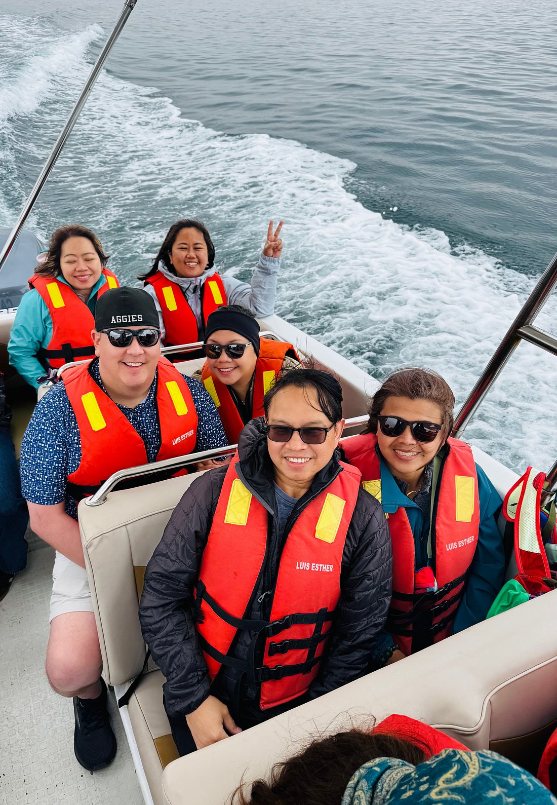 Grupo de viajeros en las Islas Ballestas, Paracas